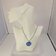 Blue round necklace